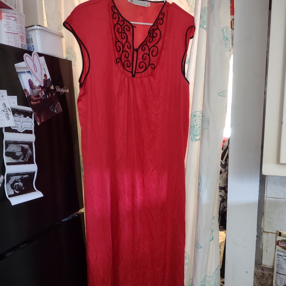 Nightgown